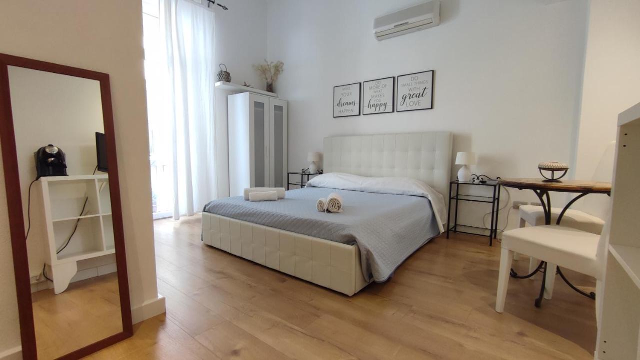 Bed and breakfast Living Cagliari Extérieur photo