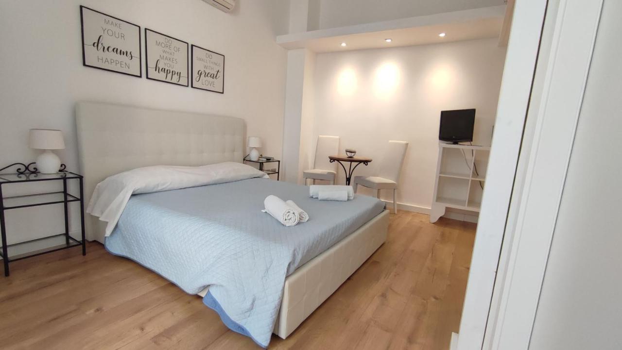 Bed and breakfast Living Cagliari Extérieur photo