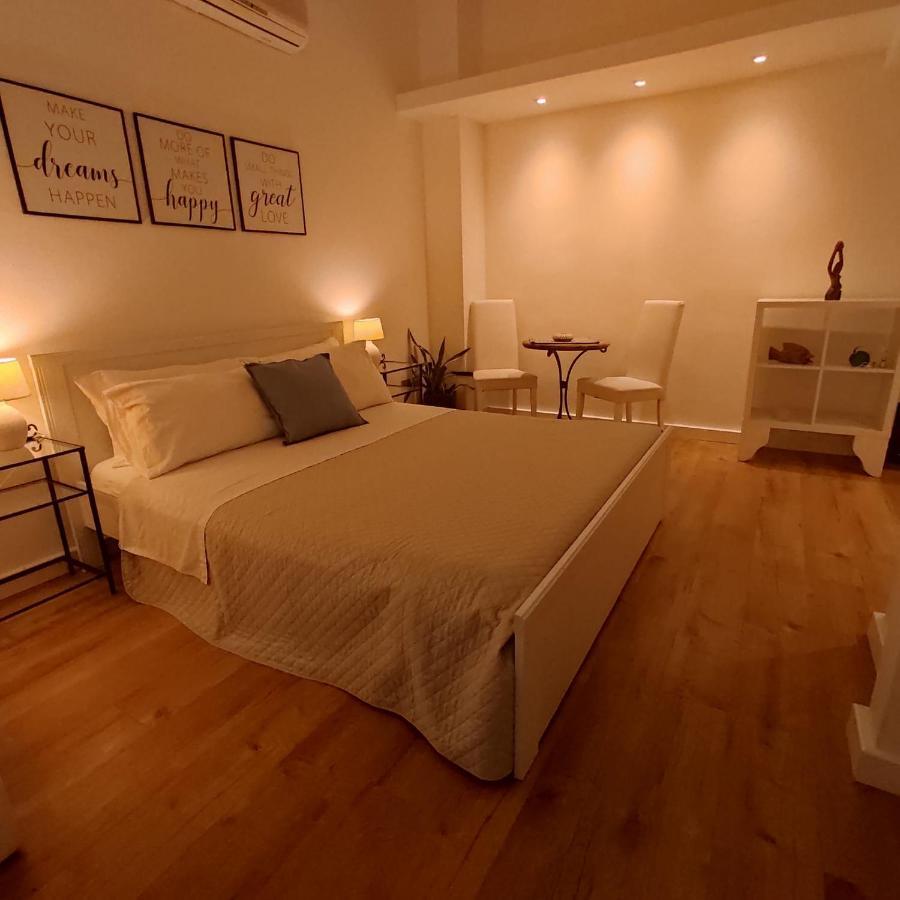 Bed and breakfast Living Cagliari Extérieur photo