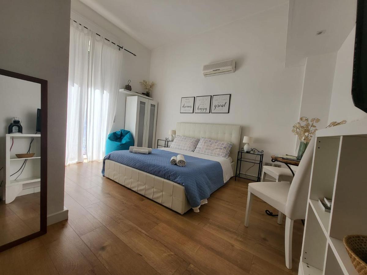 Bed and breakfast Living Cagliari Extérieur photo