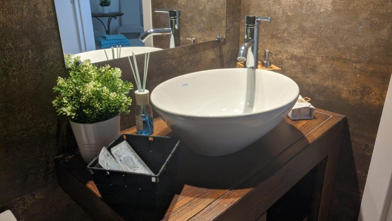 Bed and breakfast Living Cagliari Extérieur photo