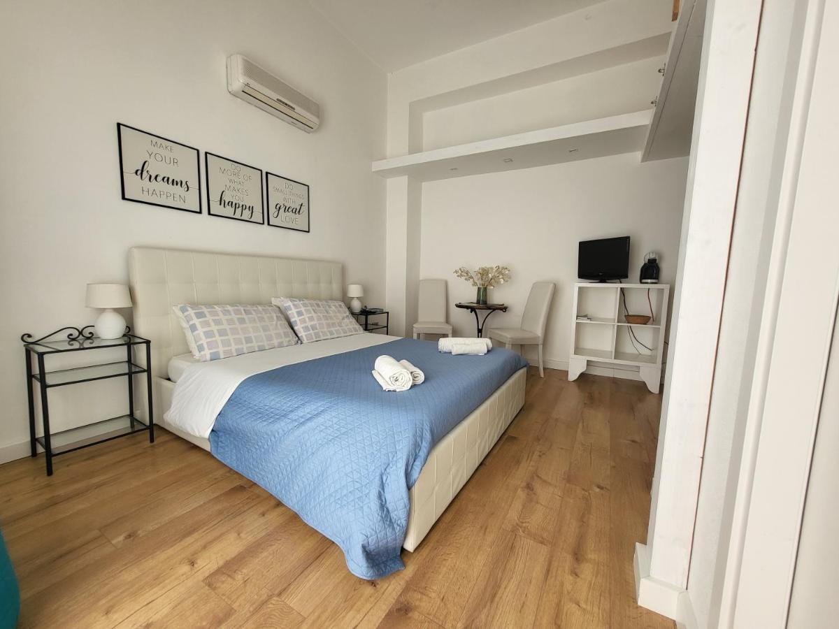 Bed and breakfast Living Cagliari Extérieur photo