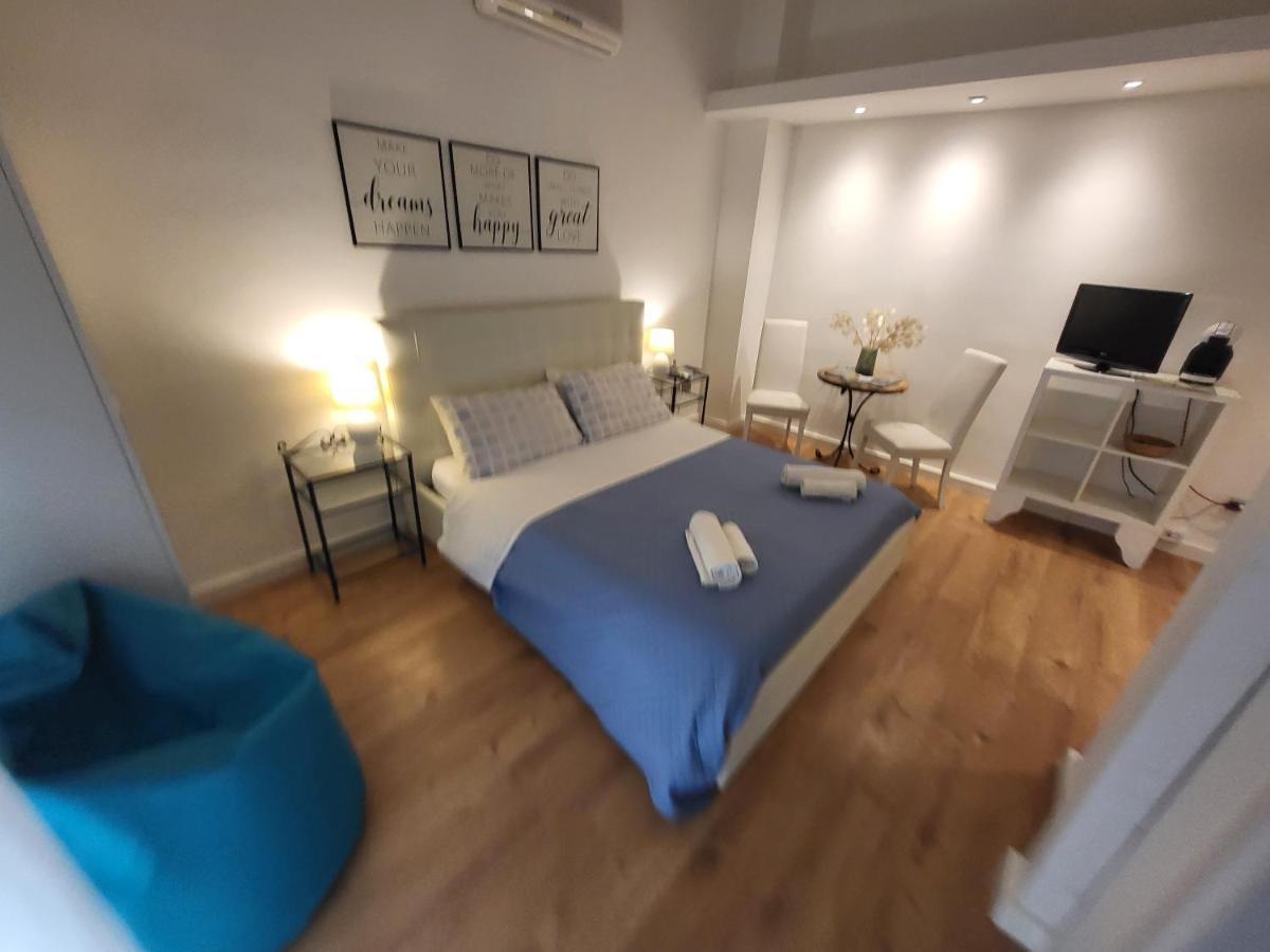 Bed and breakfast Living Cagliari Extérieur photo